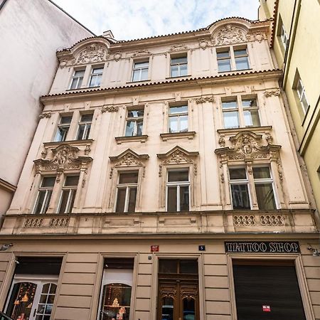Tynska Ulicka Apartment Praag Buitenkant foto